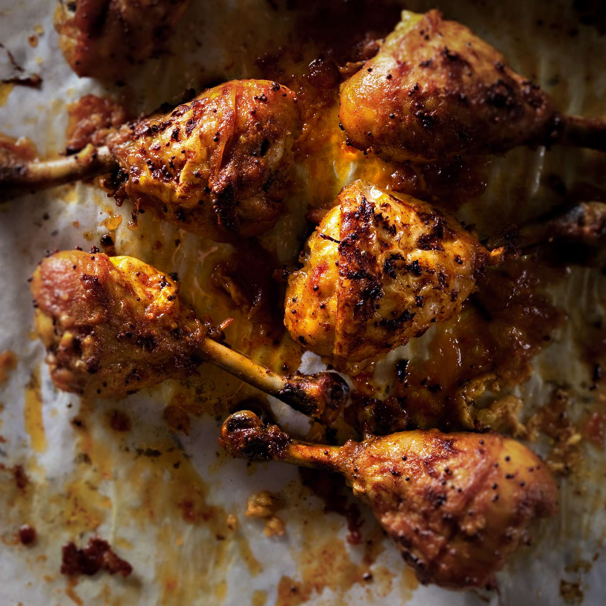 Indisch marinierte Drumsticks