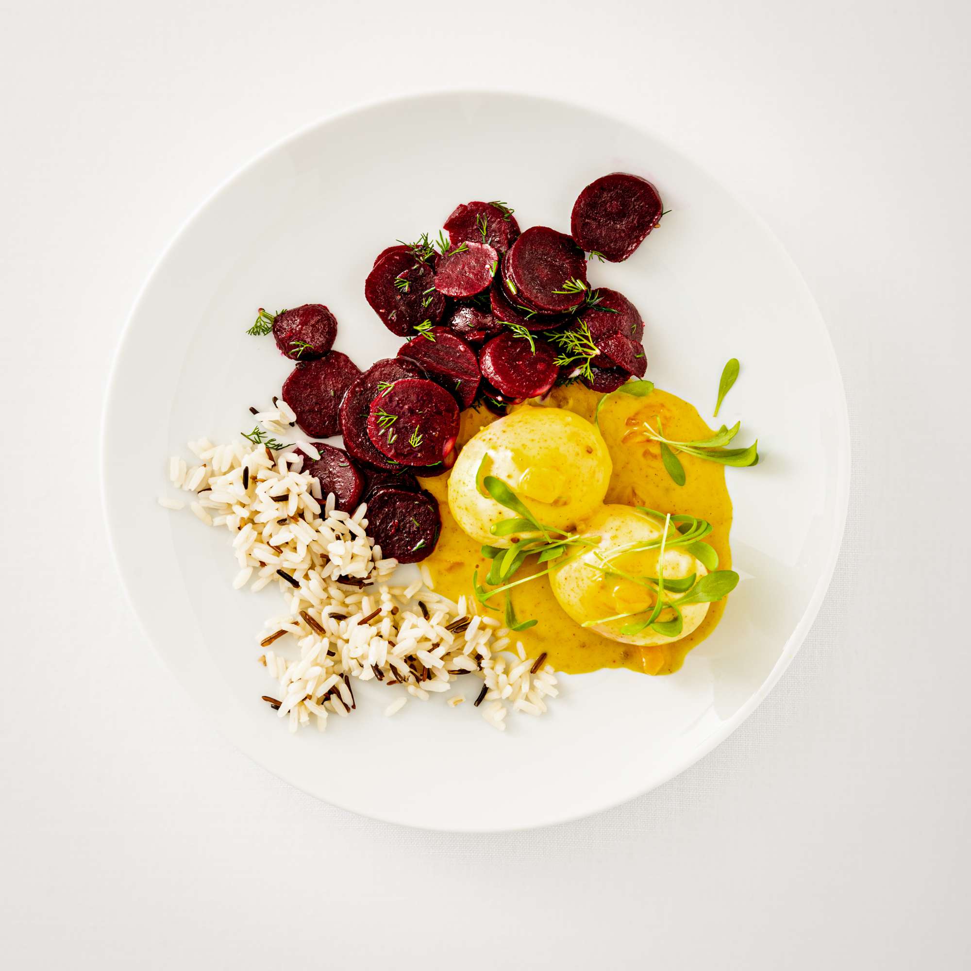 Curry-Senf-Eier mit Rote-Bete-Salat - Effilee