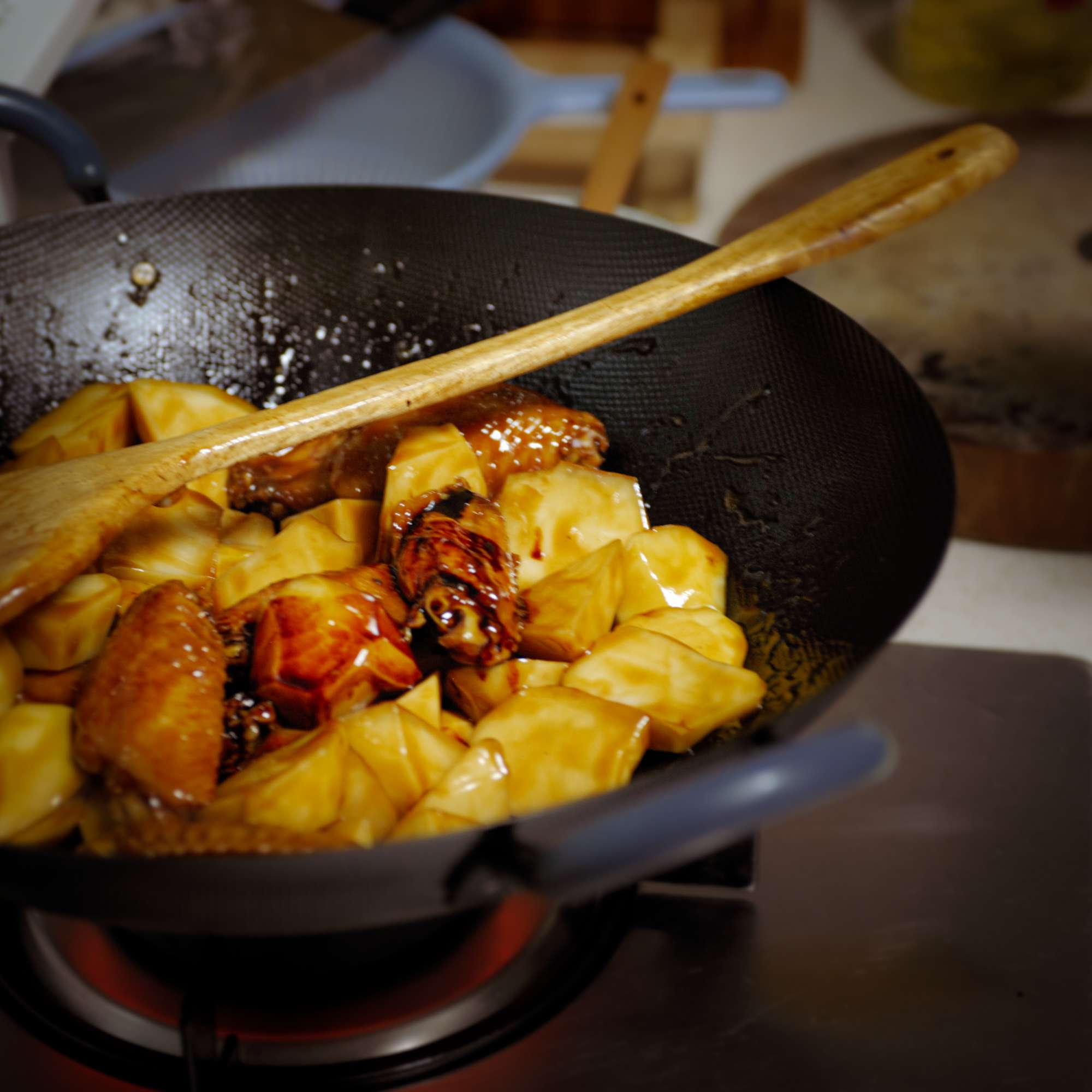 Jichiduntudou - Hühnchen mit Kartoffeln