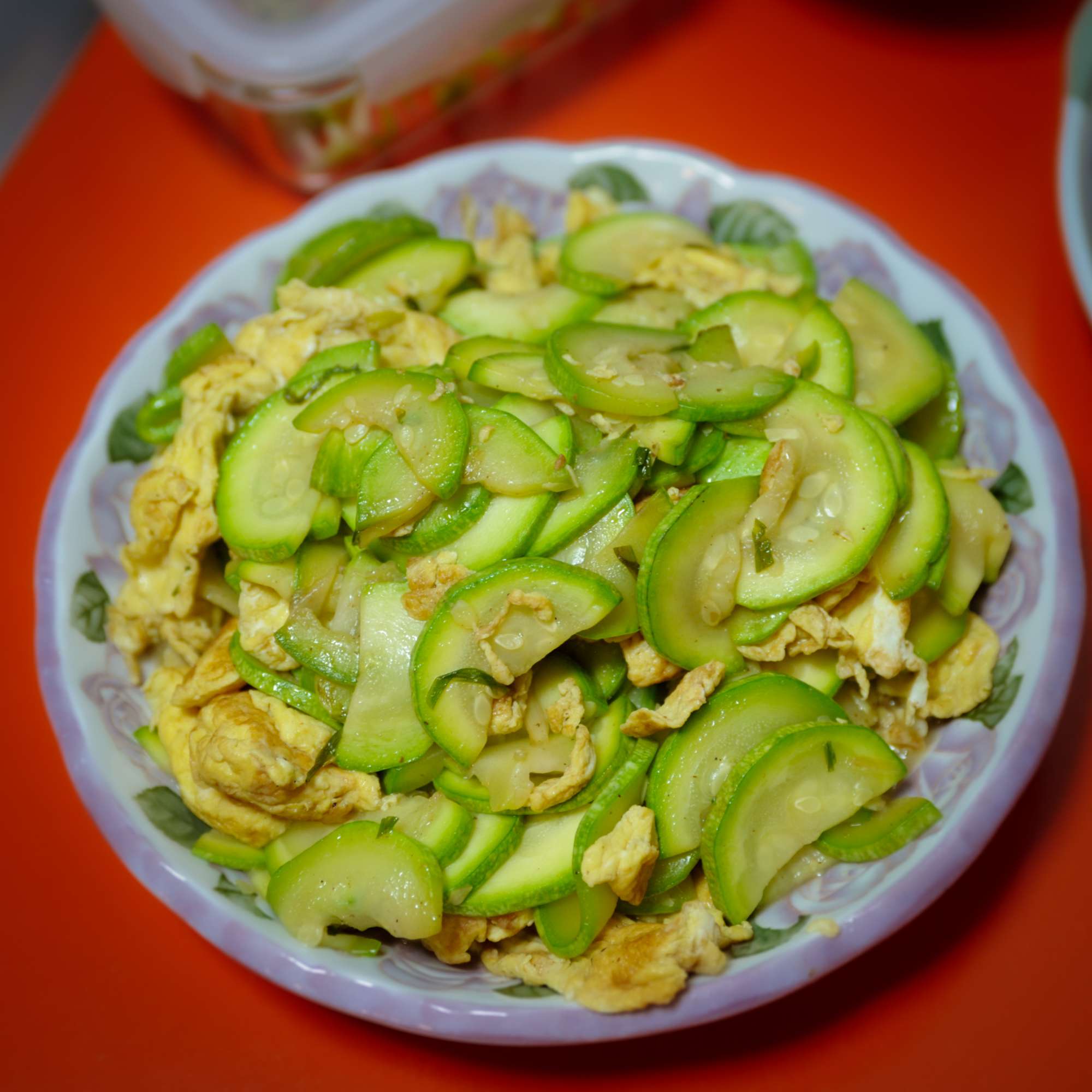 Xihuluchaojidan – Zucchini mit Ei