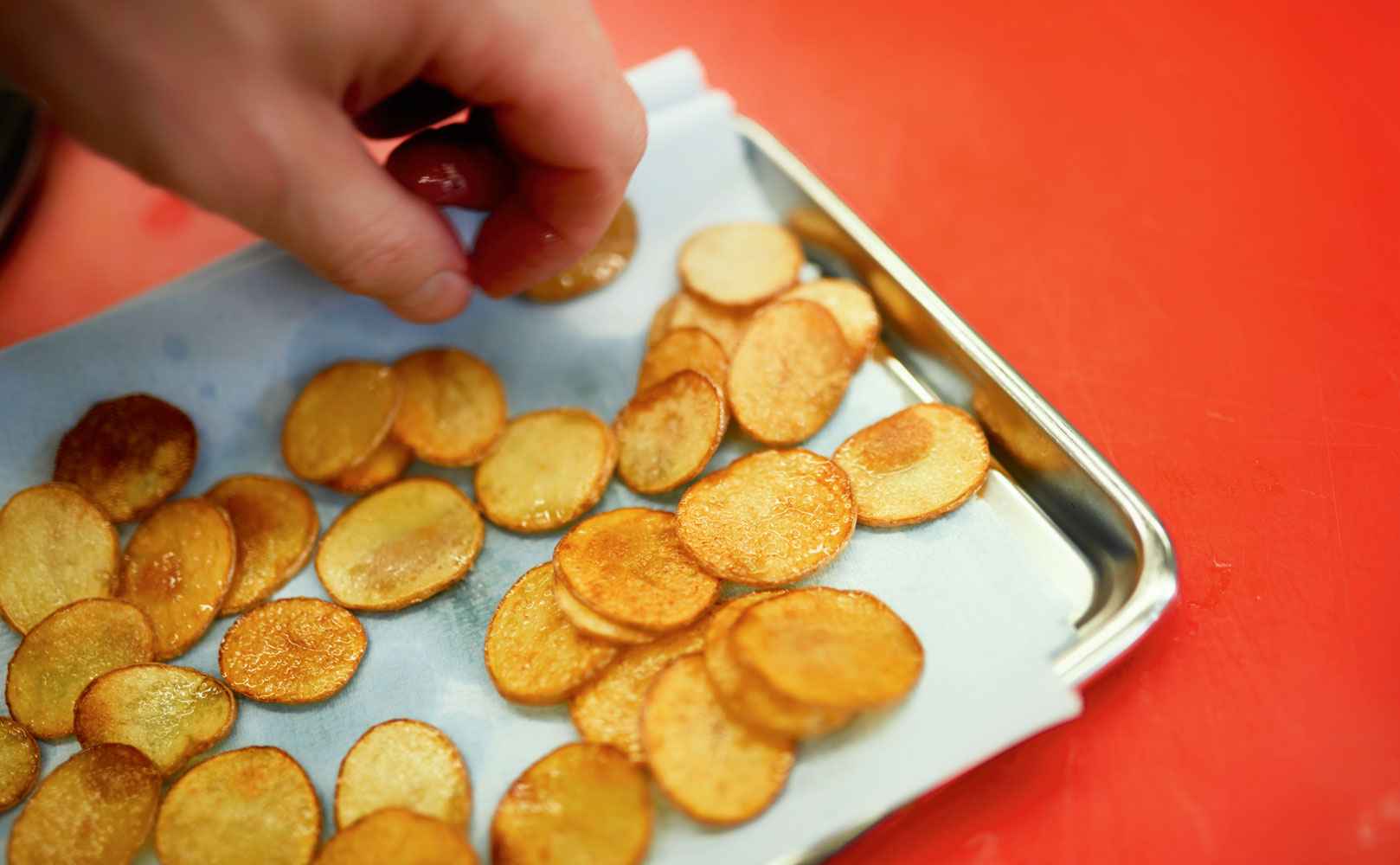 Kartoffelchips zum Handkäs