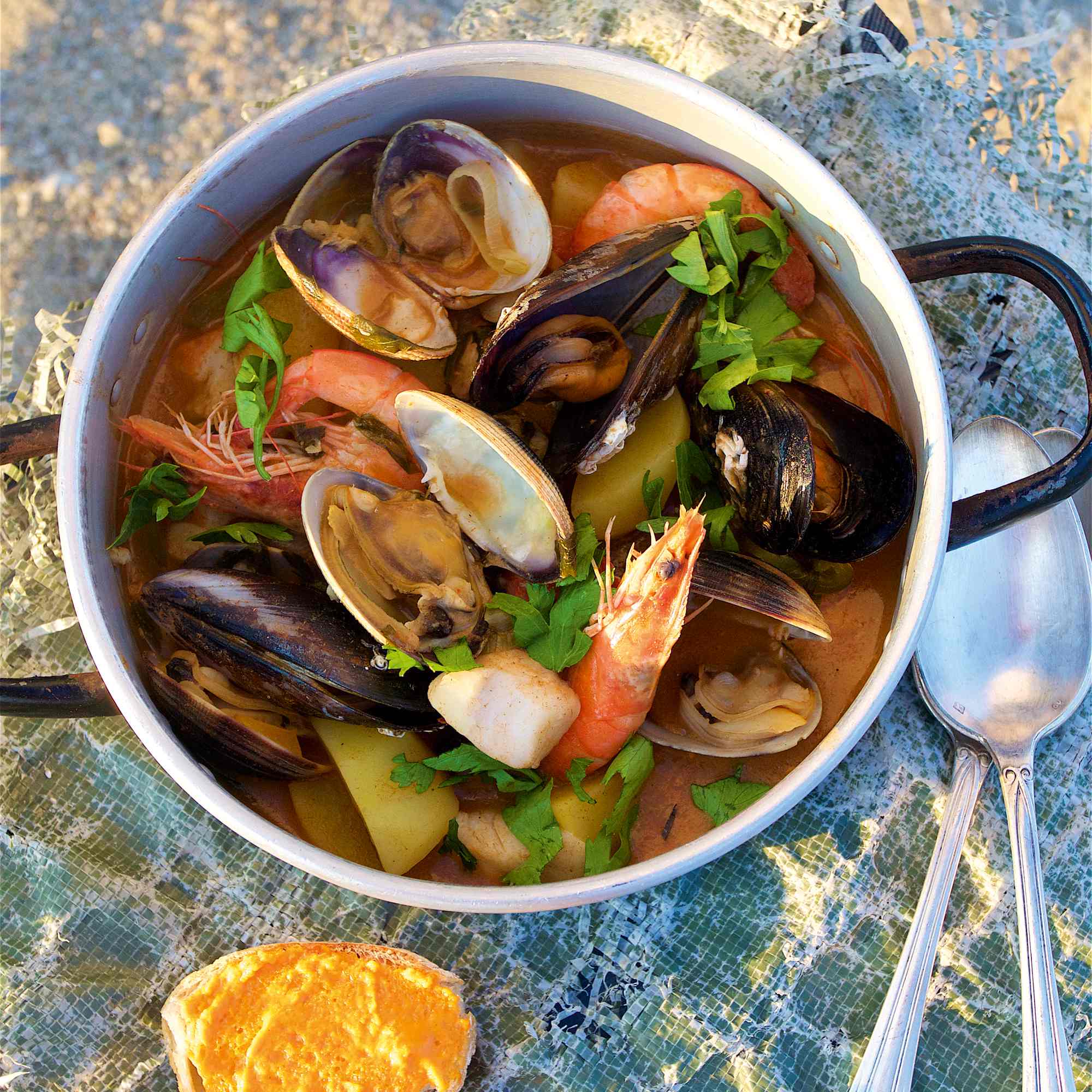 Boullinada mit Rouille du Pêcheur