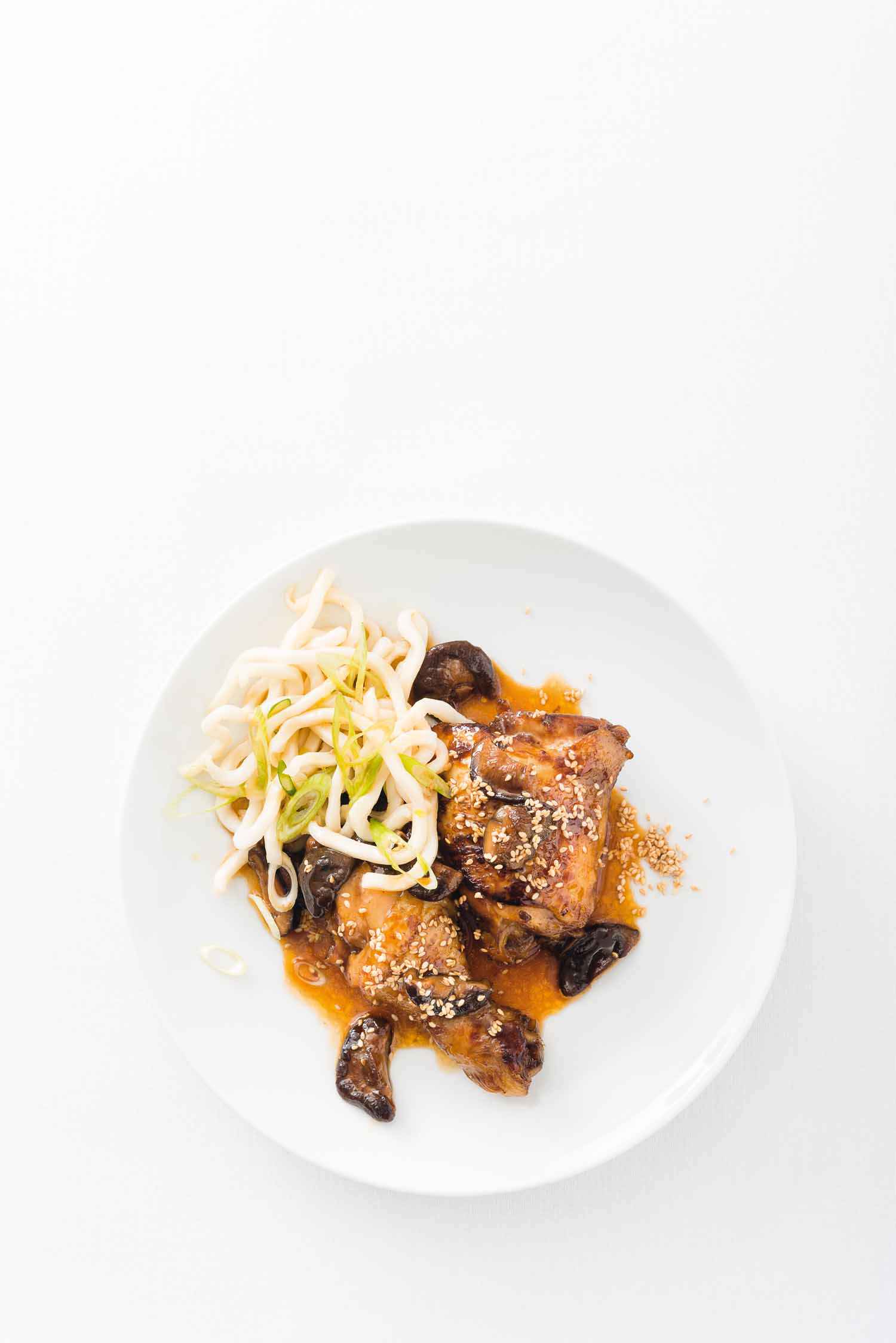 Shiitake-Hähnchen mit Udon-Nudelsalat