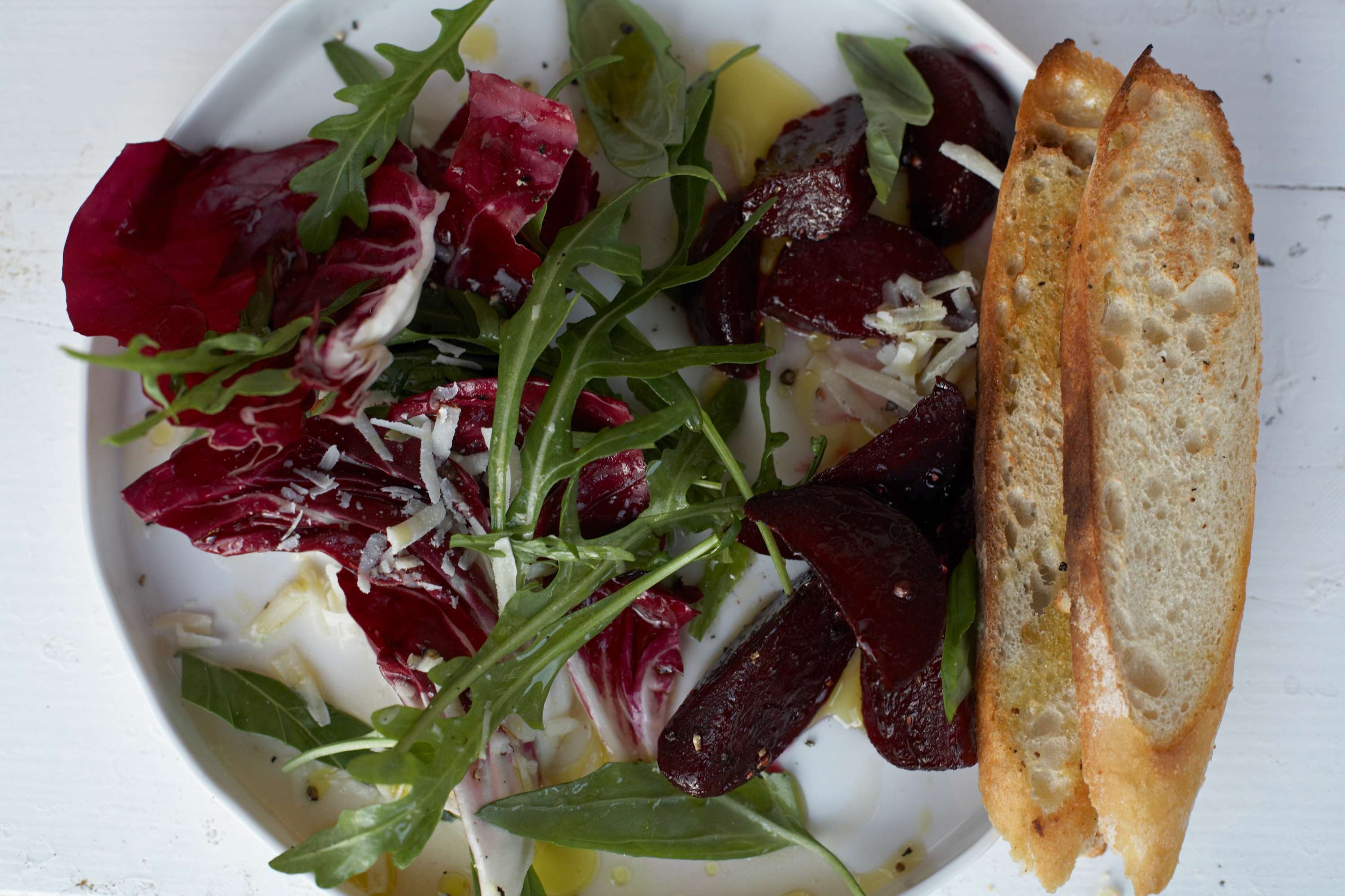 Rote-Bete-Salat mit Parmesan