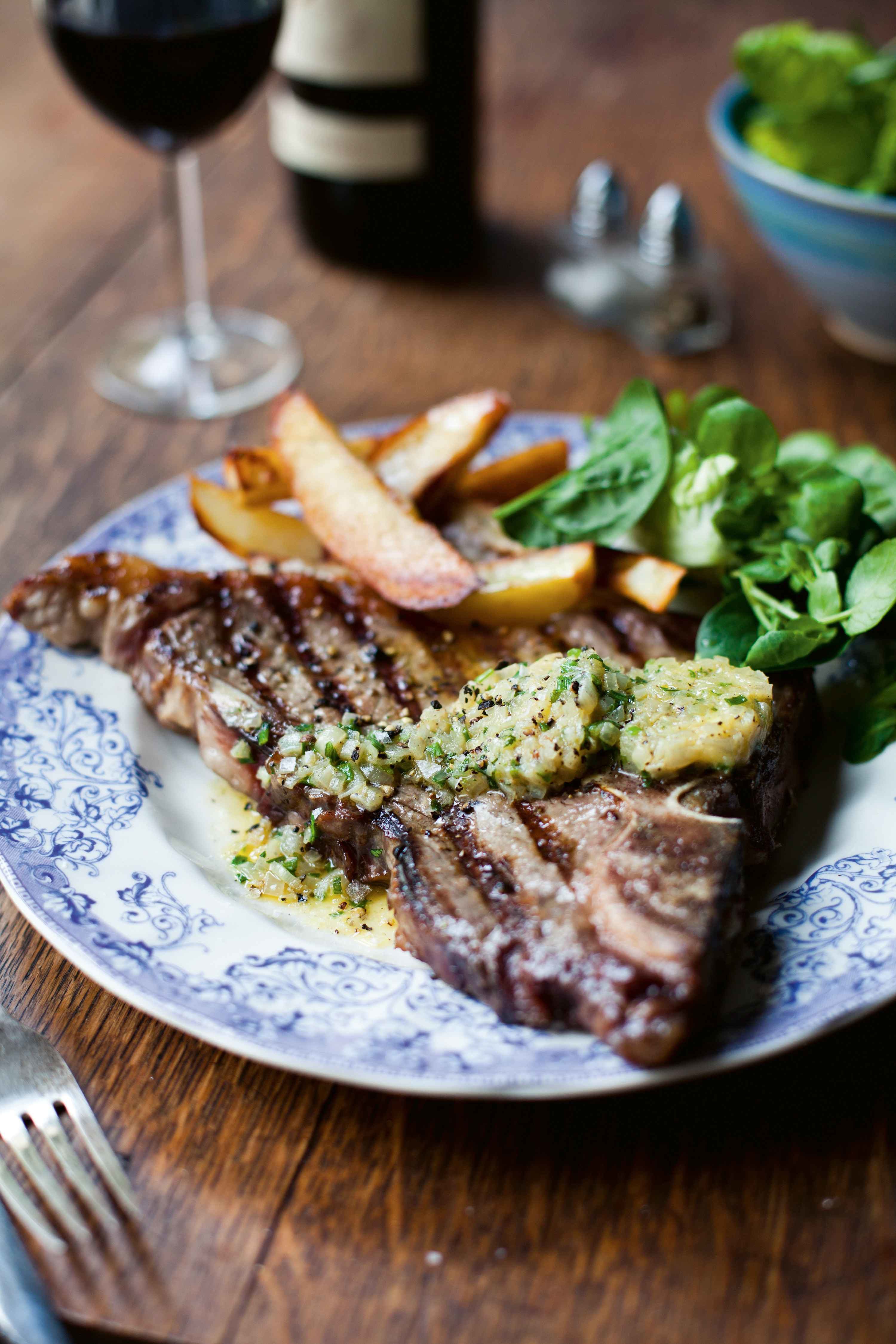 T-Bone-Steak mit Schalotten-Estragon-Butter - Effilee