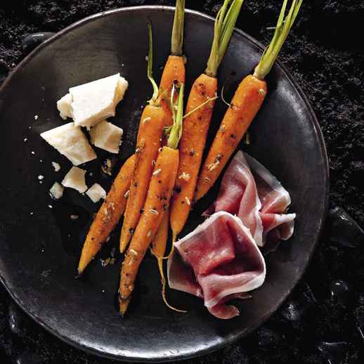 Balsamico-Bundmöhrenantipasti mit Parmaschinken und Parmesan - Effilee